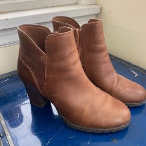 Clark’s brown boots
